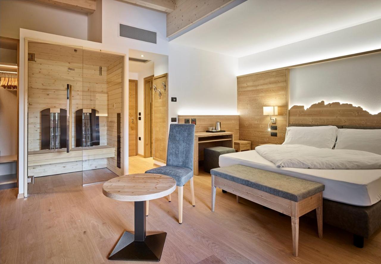 Hotel Shandranj 테세로 외부 사진